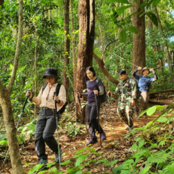 พ่อบ้านใจกล้า รับน้องภรรยาที่เดินป่าจริงจังครั้งแรก ด้วยการพาขึ้น สันหนอกวัว ยอดเขาสูงที่สุดในกาญจนบุรี