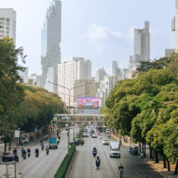 กรุงเทพมหานคร สายไฟลงดิน ความงดงามของเมืองไร้สาย ชุดภาพถ่ายมหานครสวยไร้สาย : (Wire) Less is more (beautiful) โดย ช่างภาพ บ้านและสวน